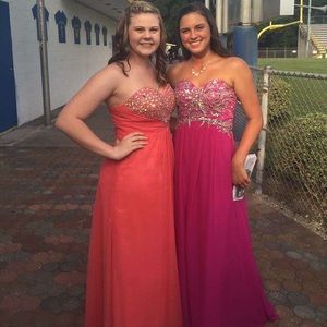 Prom dress! Pink! Sequins!